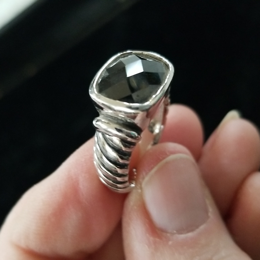Ring - Picture 3 of 3
